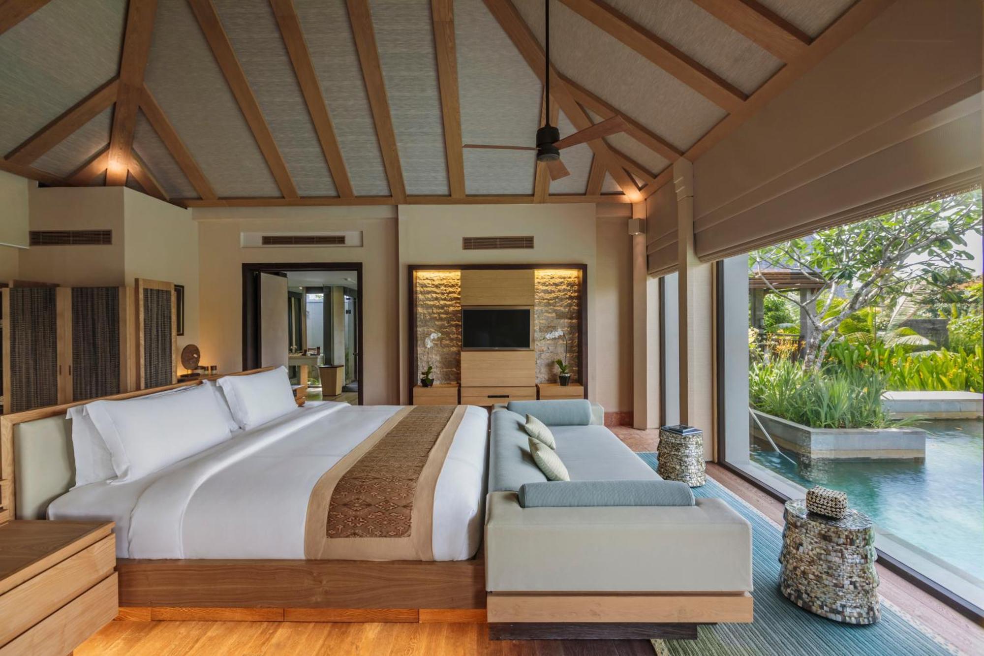Resort The Ritz-carlton Bali 5*